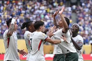 米乐M6-梅开二度！若昂-佩德罗当选切尔西2-0弗鲁米嫩塞一役全场最佳