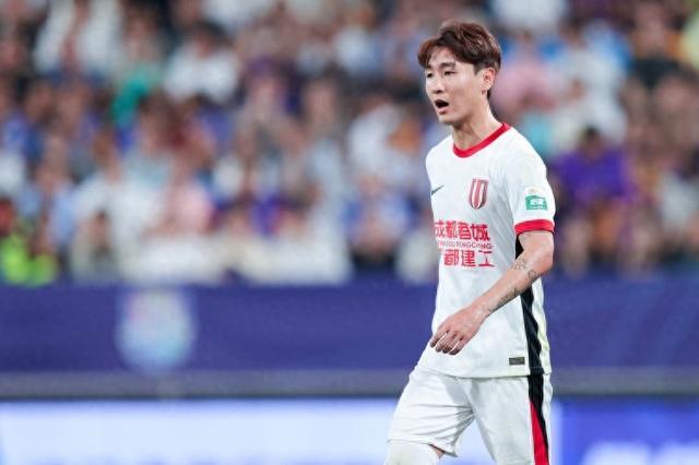 米乐M6-韦世豪生涯第二次中超赛季进球上双，第一次是2019年的11球