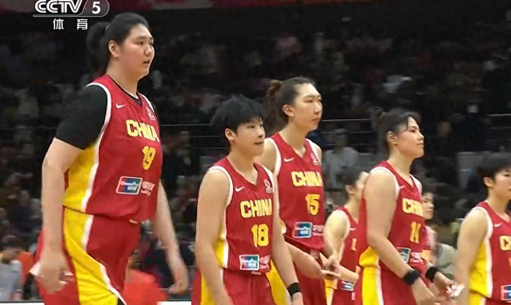 米乐体育-中国女篮15分惨败！输球原因揭晓，4人表现太拉胯，数据一目了然
